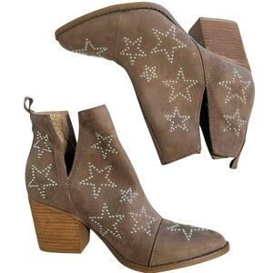 Carlos Star Booties Womens Size 7.5 Taupe Studded Stars Ankle Boots Western